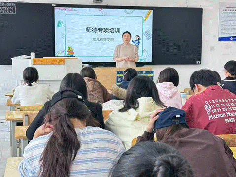 2025-11-13 12:02:05.906000